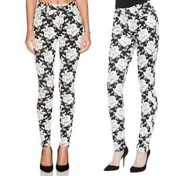 NWT 7 For All Mankind High Rise Skinny Jeans White Rose Jacquard 24 Feminine - Picture 1 of 9